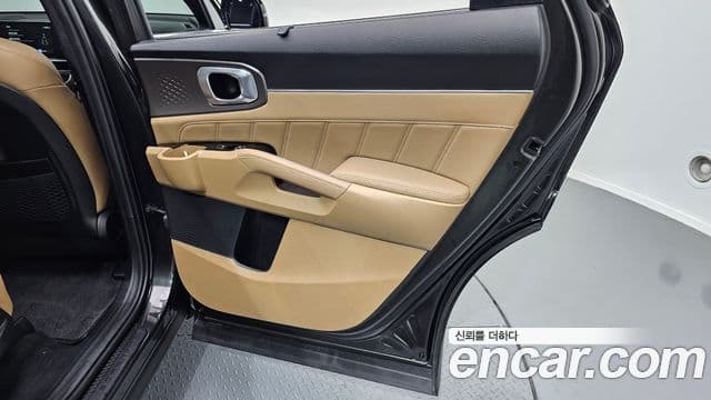 Kia Sorento 2024 — Photo 14/33