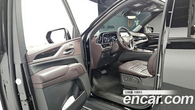 Cadillac Escalade 2022 — Şəkil 10/20