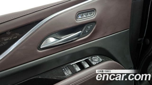 Cadillac Escalade 2022 — Şəkil 19/20