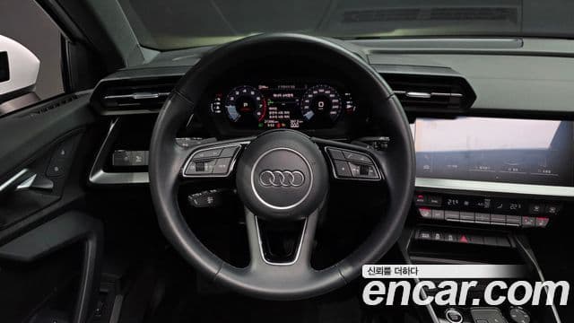 Audi A3 2022 — Фото 14/20