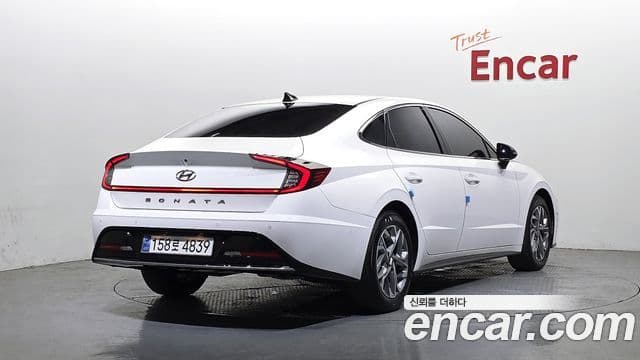 Hyundai Sonata 2022 — Фото 2/20