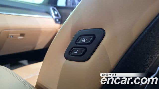 Kia Sorento 2020 — ფოტო 25/32