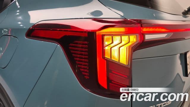 Kia Seltos 2024 — ფოტო 1/34