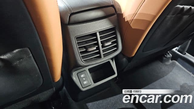 Kia Seltos 2024 — ფოტო 23/34