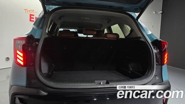 Kia Seltos 2024 — ფოტო 9/34
