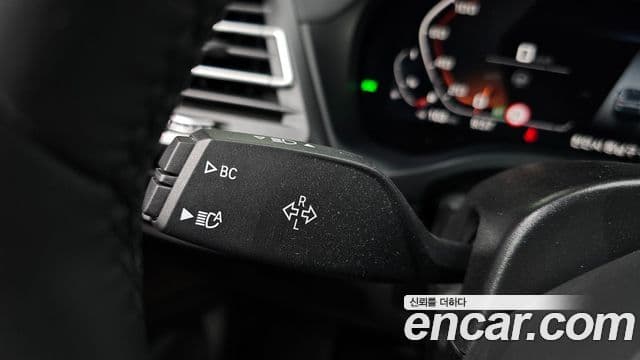 BMW X4 2025 — Photo 22/31
