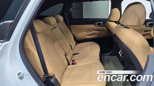 Kia Sorento 2022 — Şəkil 11/20