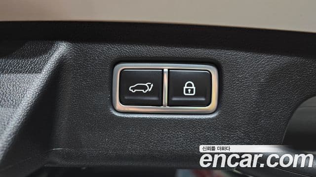 Kia Sorento 2022 — Şəkil 17/20