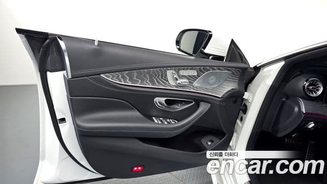 Mercedes-Benz AMG GT 2024 — Photo 24/34