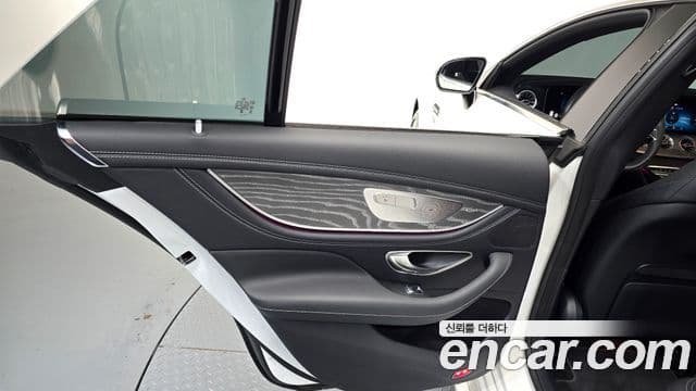 Mercedes-Benz AMG GT 2024 — Photo 20/34