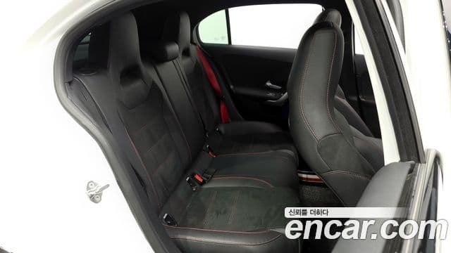 Mercedes-Benz A-Class 2021 — Фото 11/20