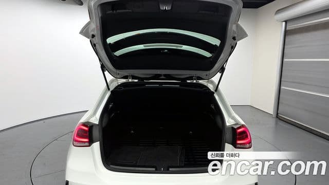 Mercedes-Benz A-Class 2021 — Фото 20/20