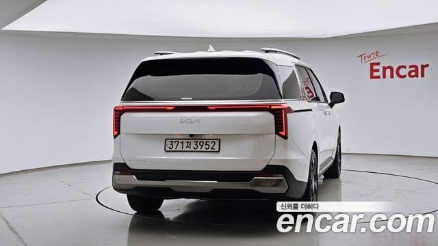 Kia Carnival 2024 — Фото 4/20