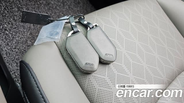 Kia Carnival 2024 — Фото 16/20
