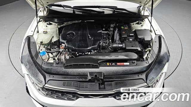 Kia K5 2020 — ფოტო 6/20