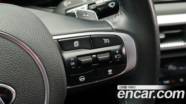 Kia K5 2020 — ფოტო 13/20