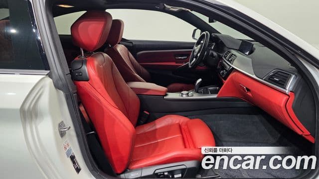 BMW 4 Series 2019 — Фото 11/20