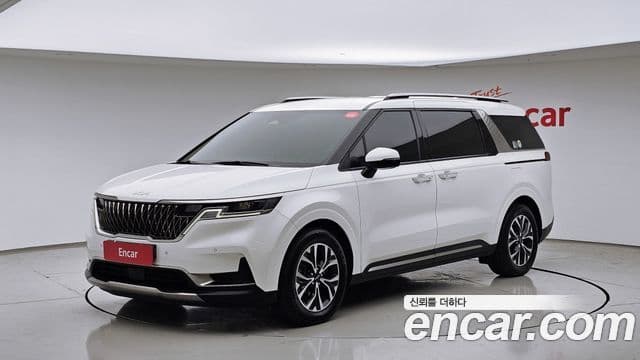 Kia Carnival 2023 — ფოტო 1/20