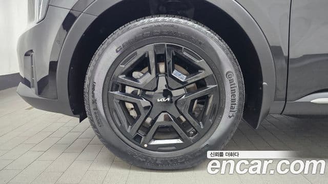 Kia Sorento 2024 — ფოტო 5/20