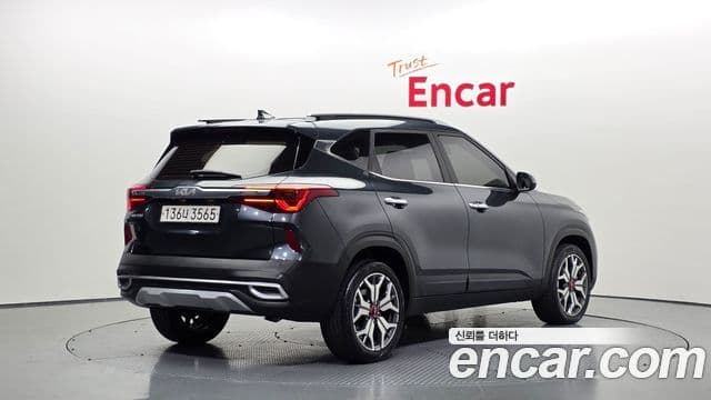 Kia Seltos 2021 — Şəkil 2/20