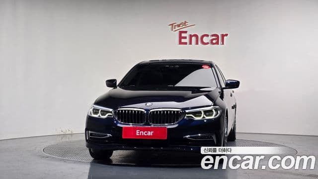 BMW 5 Series 2019 — ფოტო 3/20