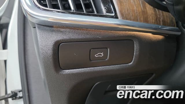 Volvo S90 2022 — ფოტო 14/20