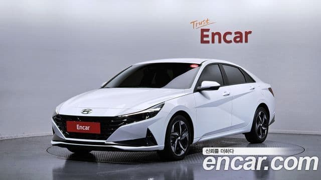 Hyundai Avante 2022 — Фото 1/20