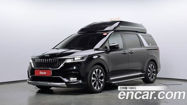 Kia Carnival 2021 — ფოტო 1/20