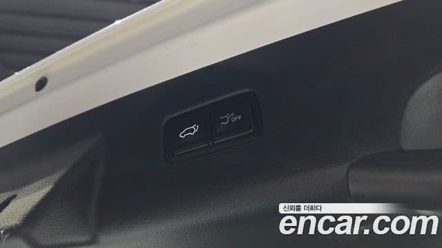 Kia Carnival 2024 — Şəkil 17/20