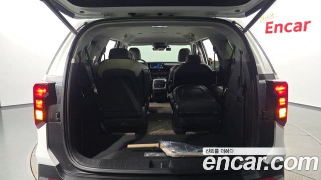Kia Carnival 2024 — Şəkil 18/20
