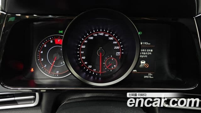 Hyundai Avante 2020 — Фото 8/20
