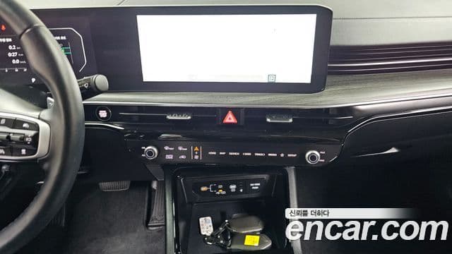 Kia K5 2024 — Şəkil 13/20