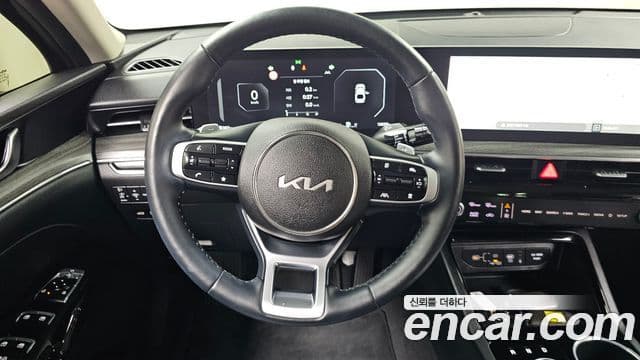 Kia K5 2024 — Şəkil 14/20