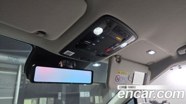 Kia Carnival 2024 — Şəkil 17/20