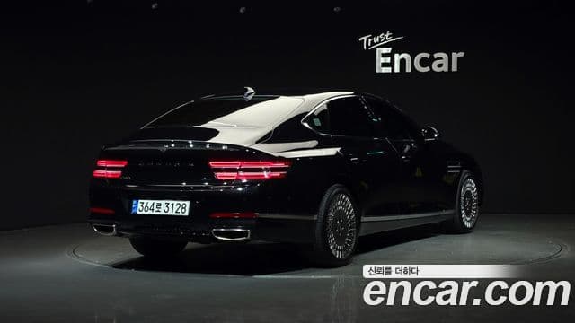Genesis Electrified G80 2023 — Şəkil 2/20
