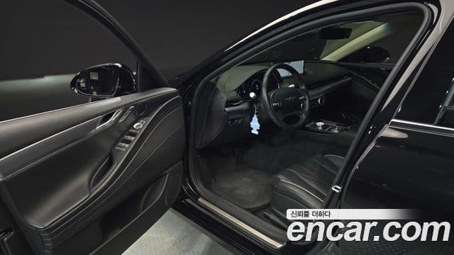 Genesis Electrified G80 2023 — Şəkil 10/20