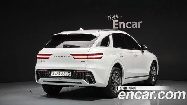 Genesis GV70 2022 — Şəkil 2/20