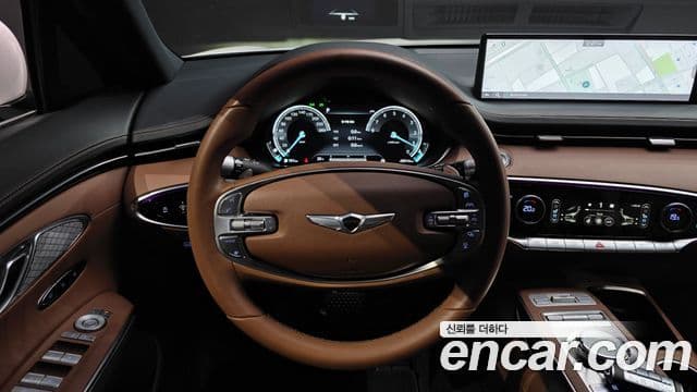 Genesis GV70 2022 — Şəkil 13/20