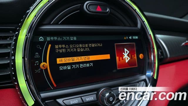Mini Cooper S Convertible 2019 — Şəkil 15/20