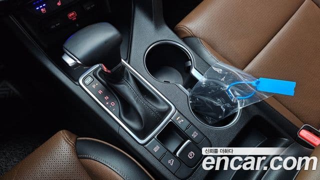 Kia Sportage The Bold 2020 — Şəkil 9/20