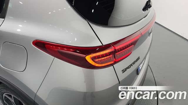 Kia Sportage The Bold 2020 — ფოტო 33/35