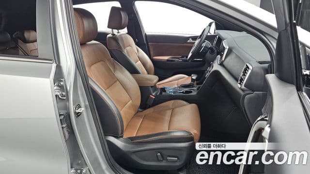 Kia Sportage The Bold 2020 — ფოტო 17/35