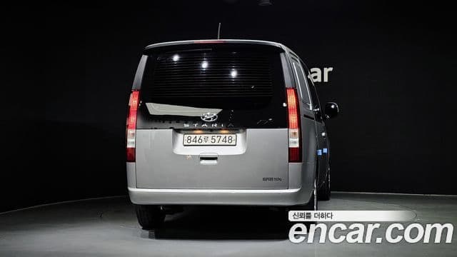 Hyundai Staria 2022 — Фото 4/20