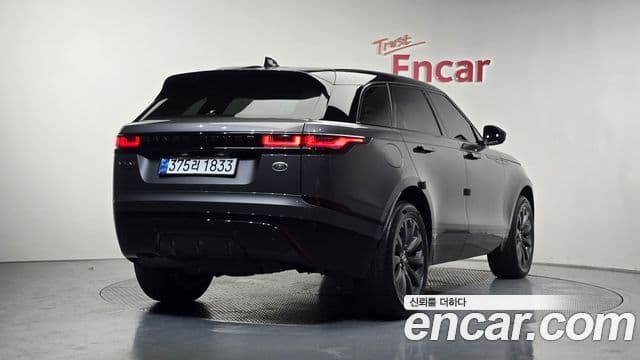 Land Rover Range Rover Velar 2018 — ფოტო 2/20