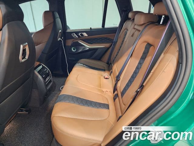 BMW X5M 2025 — Photo 11/14