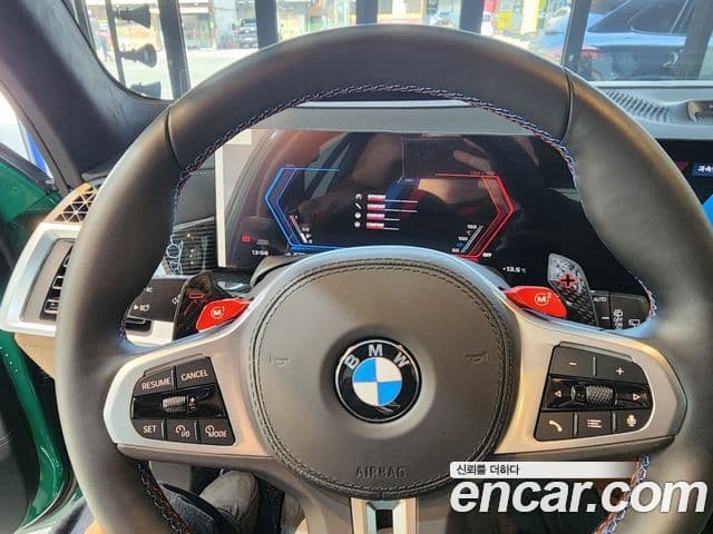 BMW X5M 2025 — Photo 5/14