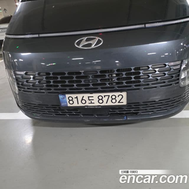 Hyundai Staria 2022 — Şəkil 3/11