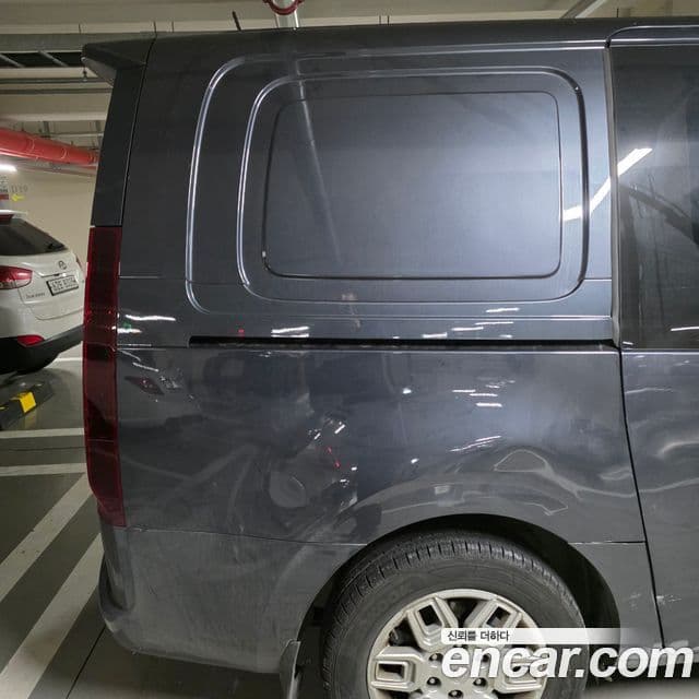 Hyundai Staria 2022 — Şəkil 6/11