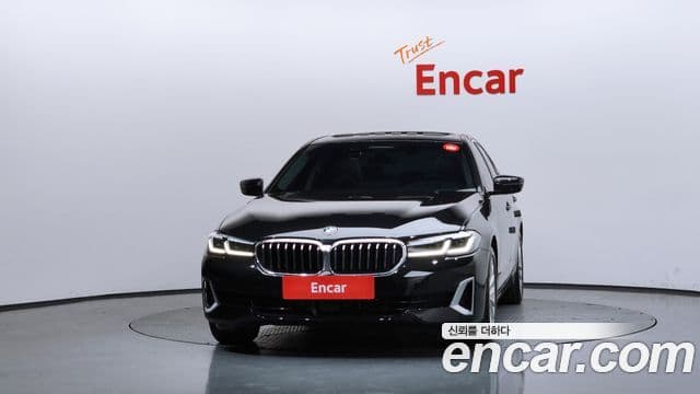 BMW 5 Series 2022 — ფოტო 3/20