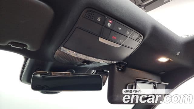 Mercedes-Benz E-Class 2023 — ფოტო 16/20